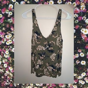 American Eagle Green Floral Tank Top